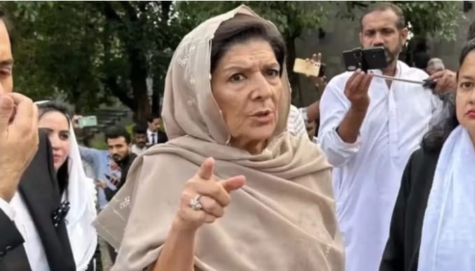 عمران خان نے جیل سے پارٹی کیلئے کیا سخت پیغام بھیجا؟
