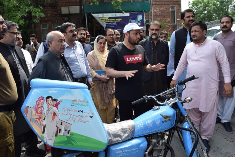 ڈبلیو ایچ او کا پاکستان میں بچوں کی ویکسینیشن کے لیے مسلسل تعاون کا عزم، ڈاکٹر لو کا بیان