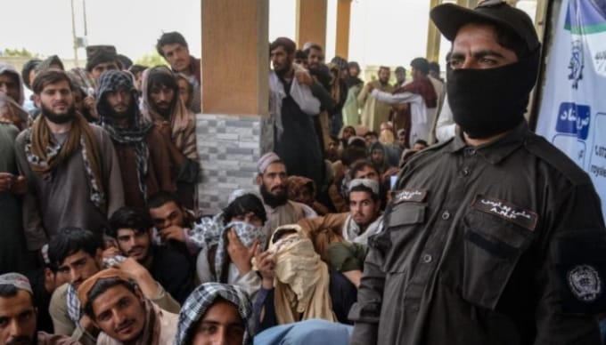 قطر کا 3 ہزار سے زائد افغان شہریوں کو ملازمتیں دینے کا اعلان