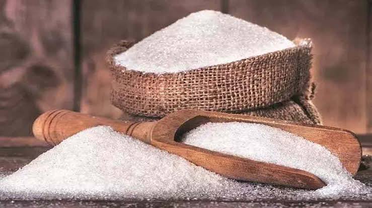 پنجاب میں چینی کی قیمت 205 روپے کلو، حکومتی دعوے دھرے کے دھرے