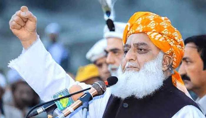 خیبرپختونخوا میں تبدیلی آنی چاہیے، پی ٹی آئی کے اندر سے مولانا فضل الرحمن
